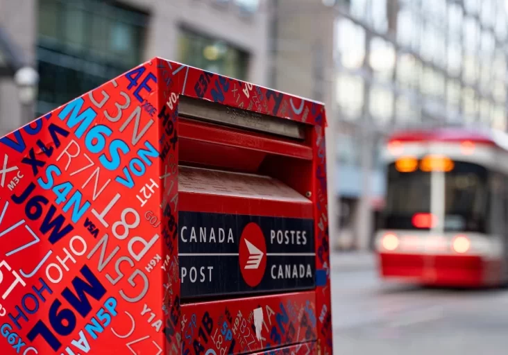 canada post